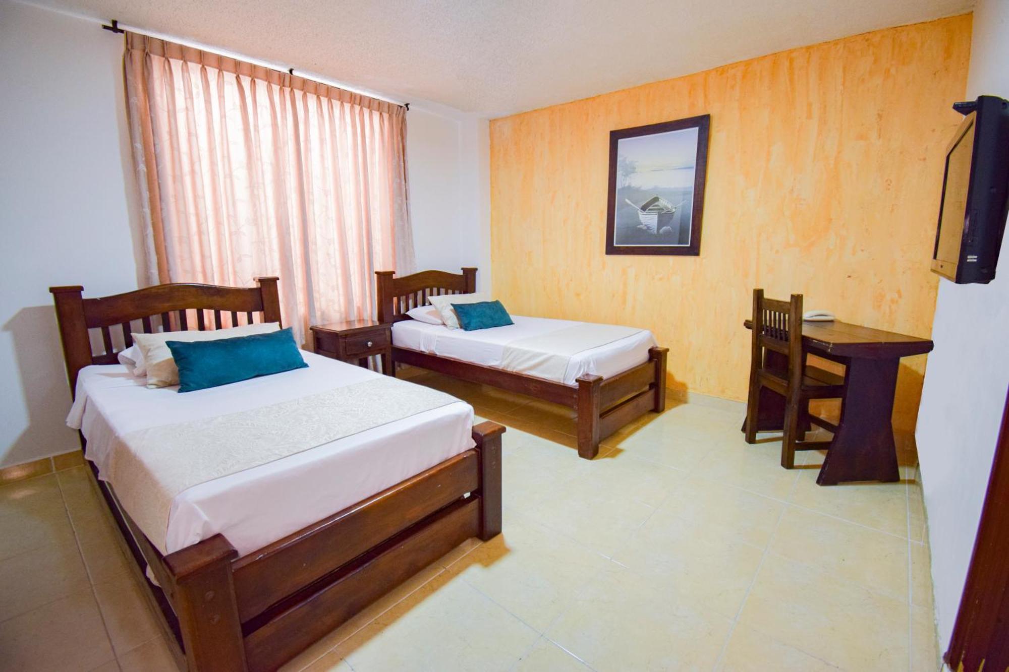 Hotel Toledo Plaza Armenia  Ngoại thất bức ảnh