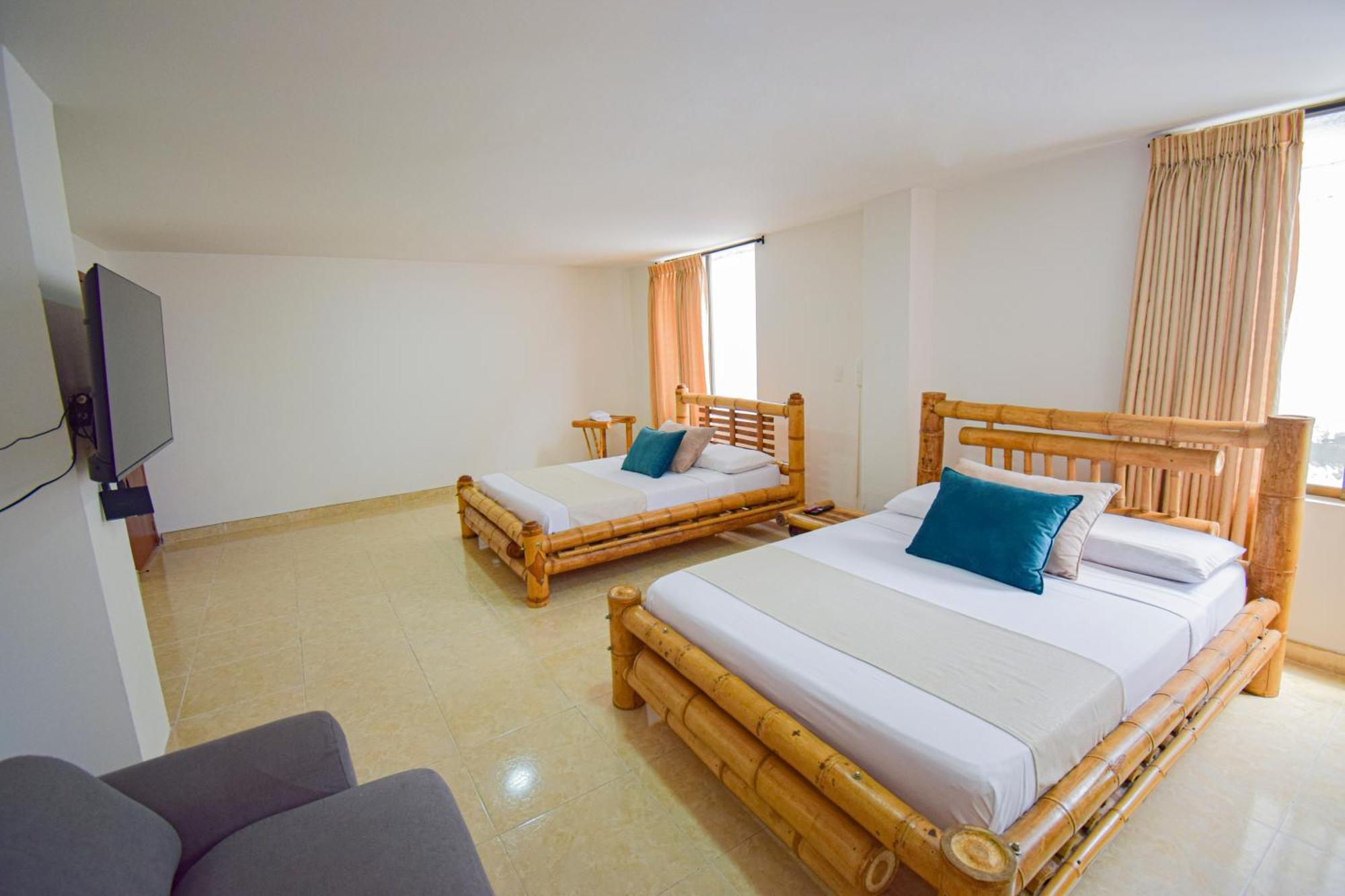 Hotel Toledo Plaza Armenia  Ngoại thất bức ảnh