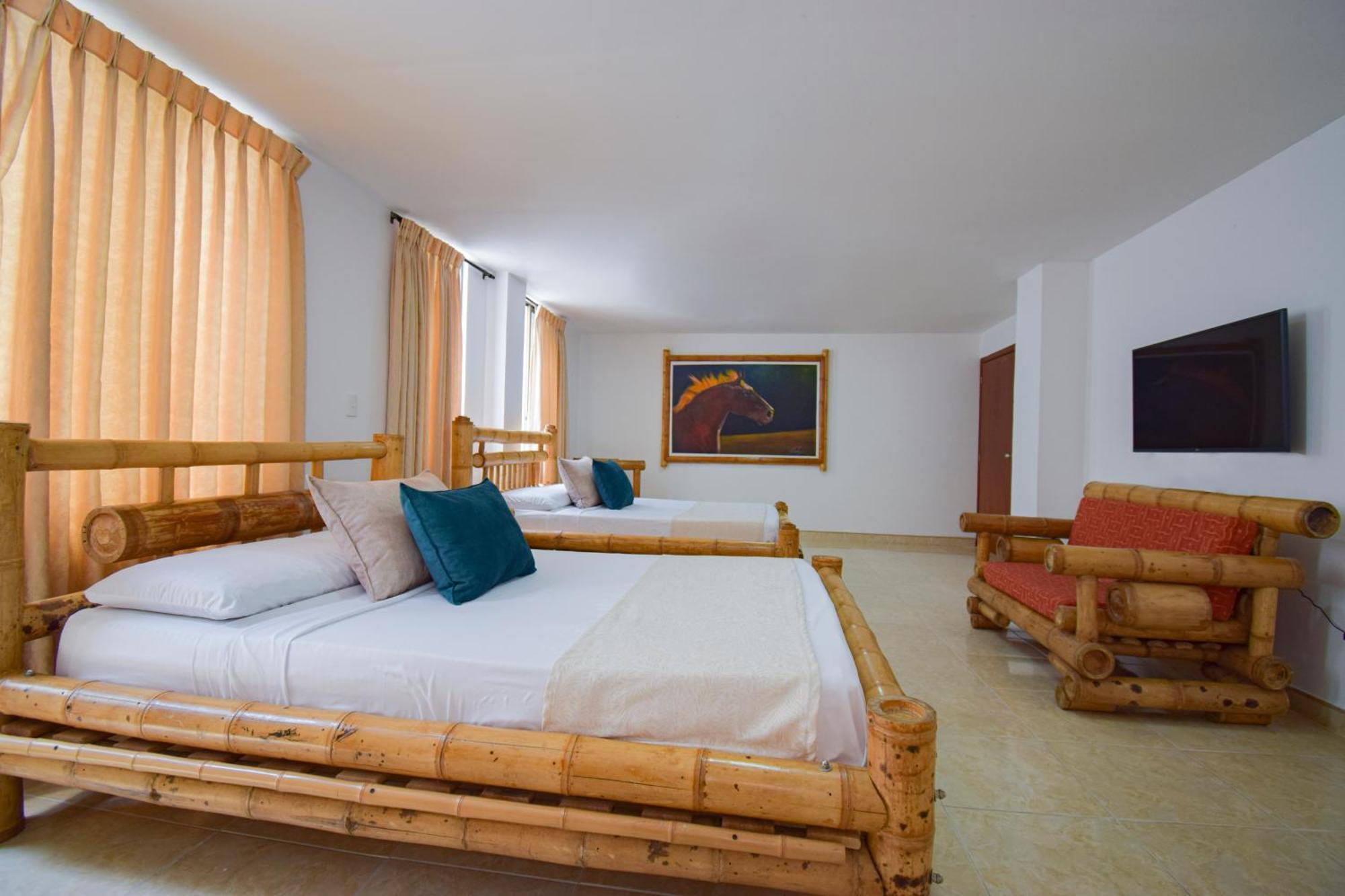 Hotel Toledo Plaza Armenia  Ngoại thất bức ảnh