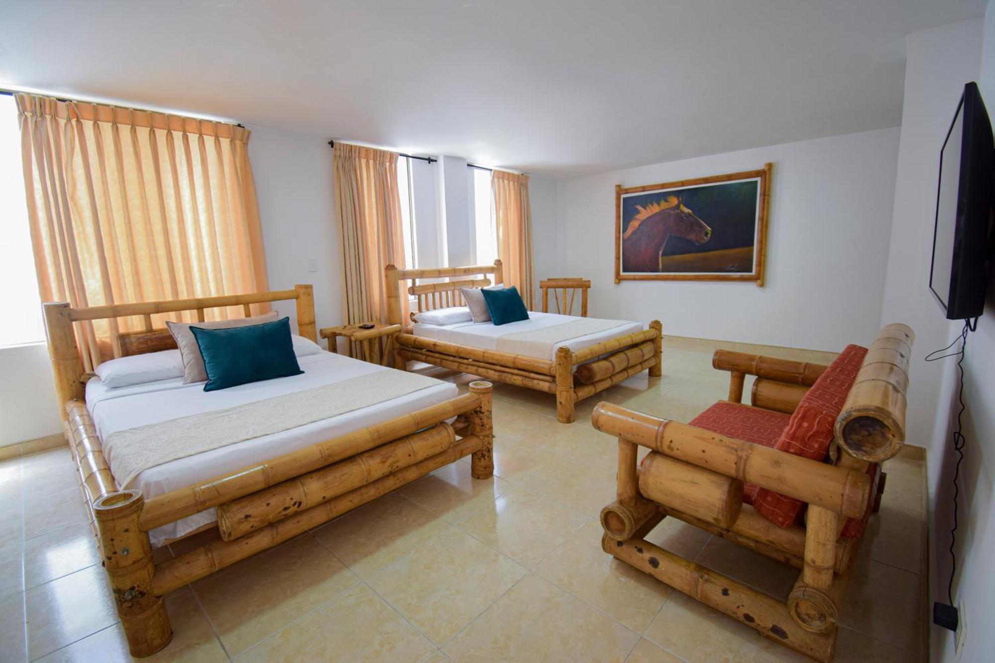 Hotel Toledo Plaza Armenia  Ngoại thất bức ảnh