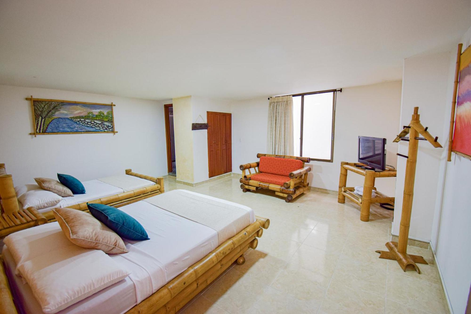 Hotel Toledo Plaza Armenia  Ngoại thất bức ảnh