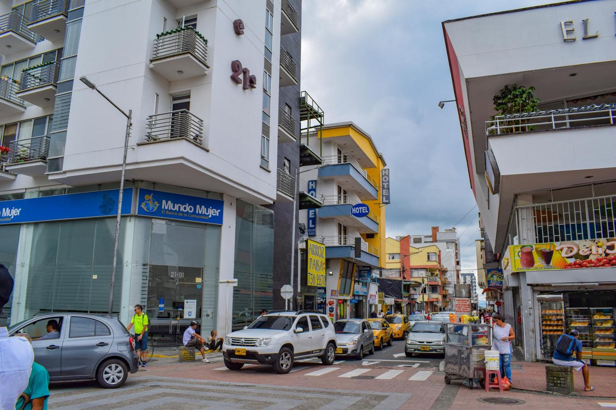 Hotel Toledo Plaza Armenia  Ngoại thất bức ảnh