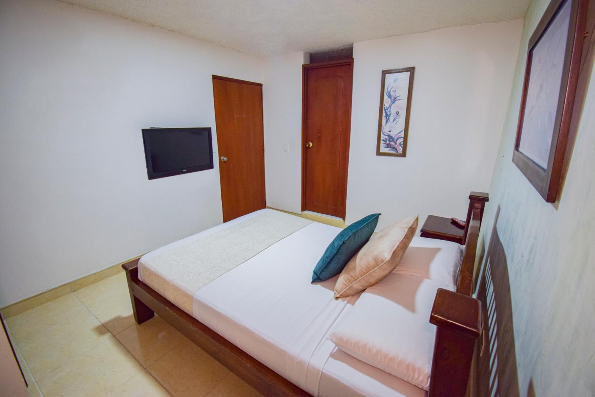 Hotel Toledo Plaza Armenia  Ngoại thất bức ảnh
