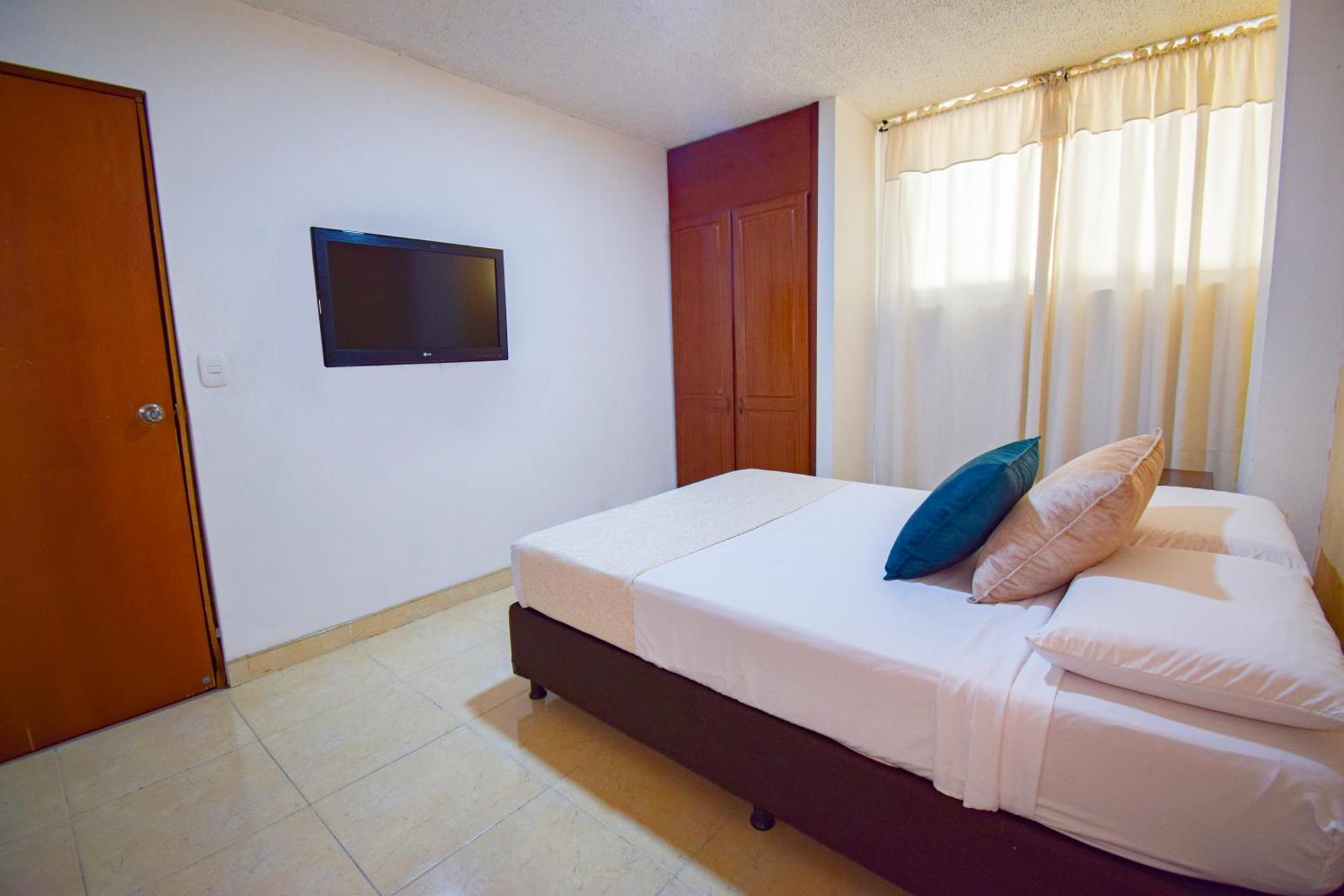 Hotel Toledo Plaza Armenia  Ngoại thất bức ảnh