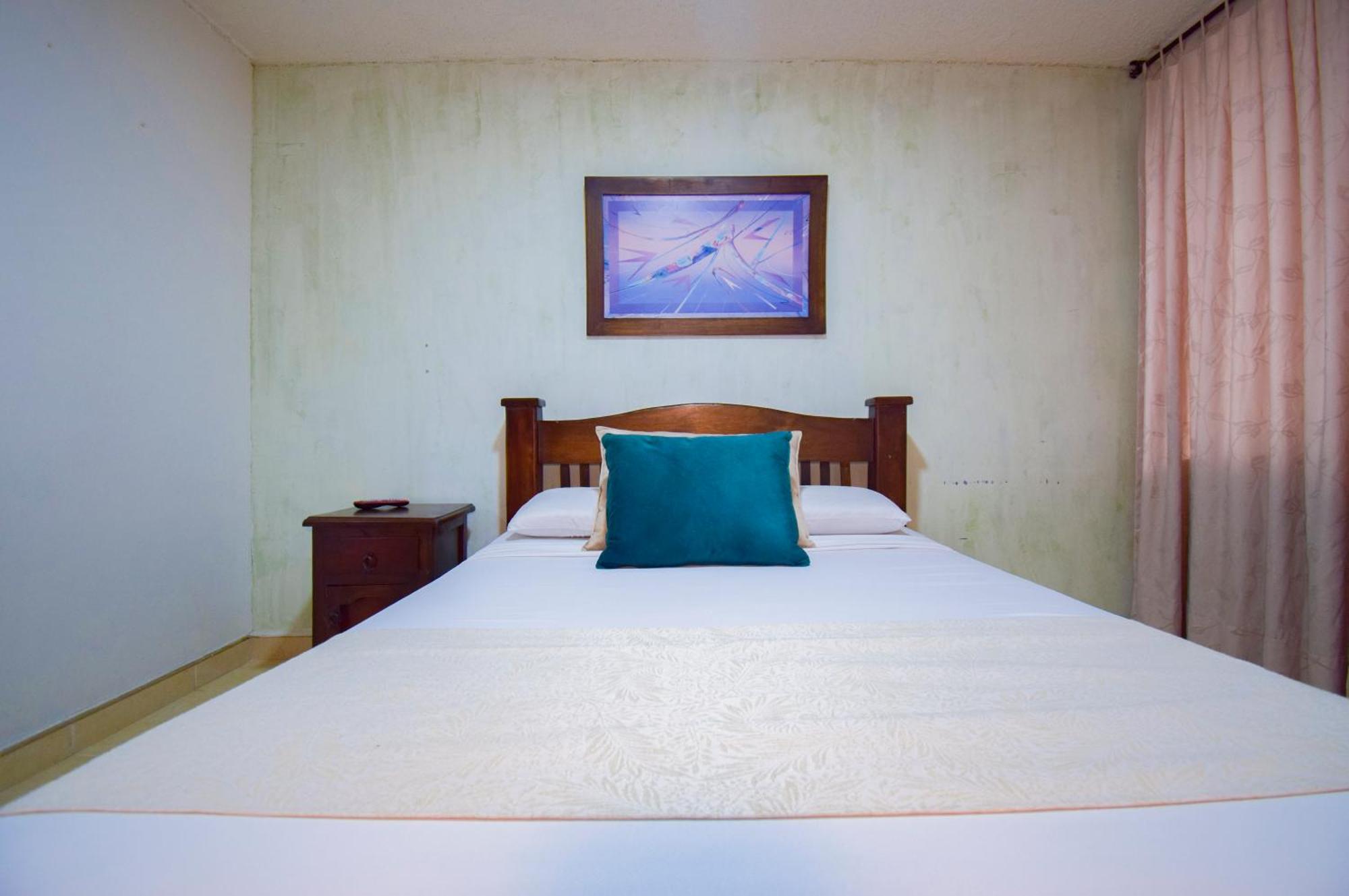 Hotel Toledo Plaza Armenia  Ngoại thất bức ảnh