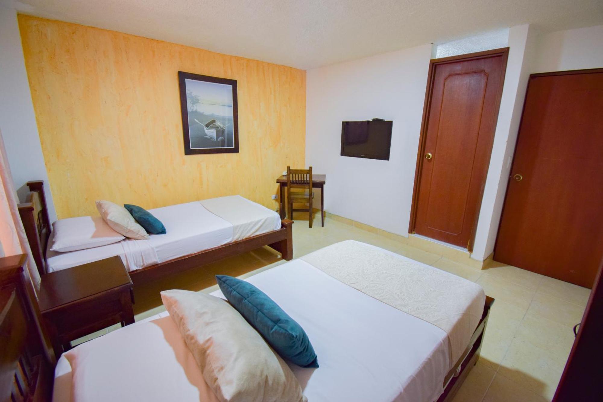Hotel Toledo Plaza Armenia  Ngoại thất bức ảnh