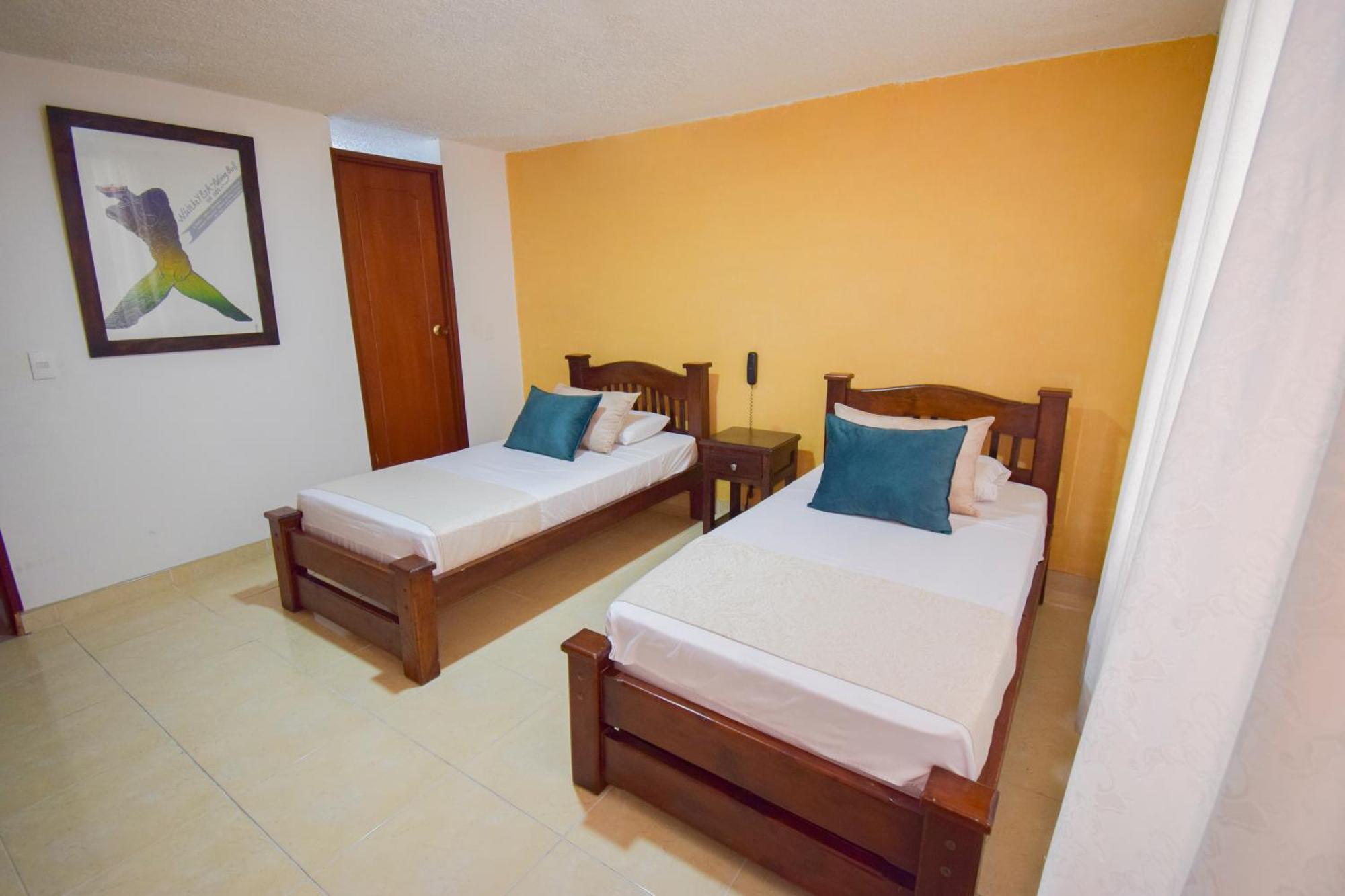 Hotel Toledo Plaza Armenia  Ngoại thất bức ảnh