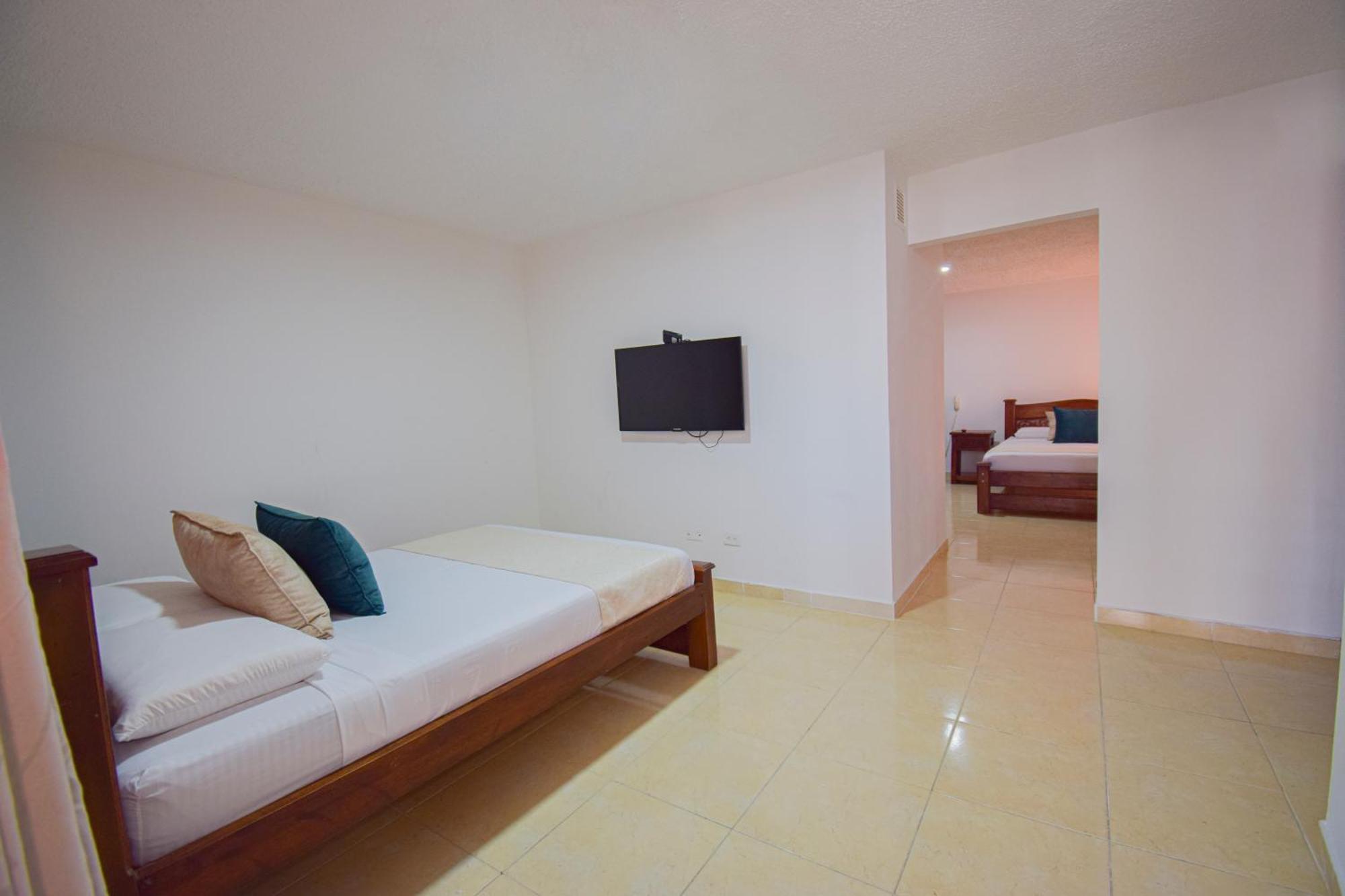 Hotel Toledo Plaza Armenia  Ngoại thất bức ảnh