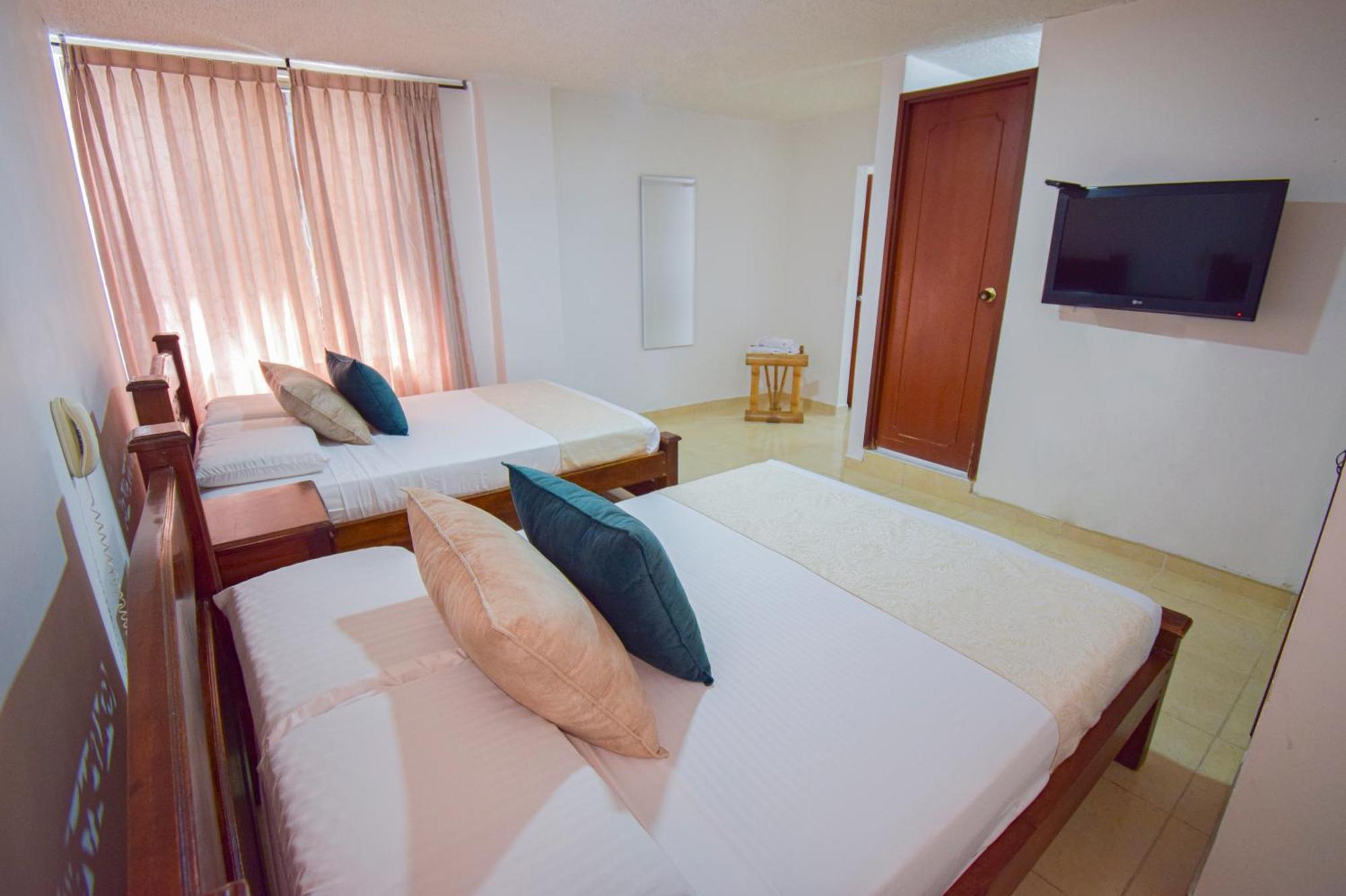 Hotel Toledo Plaza Armenia  Ngoại thất bức ảnh