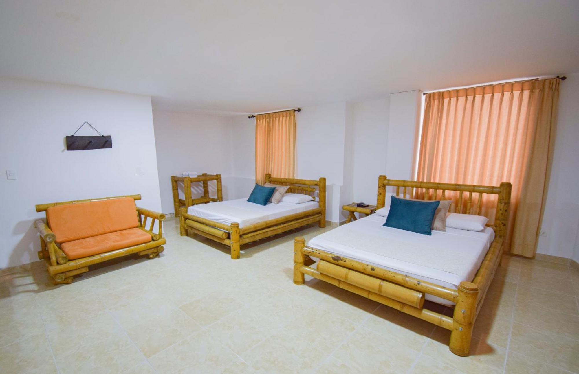Hotel Toledo Plaza Armenia  Ngoại thất bức ảnh