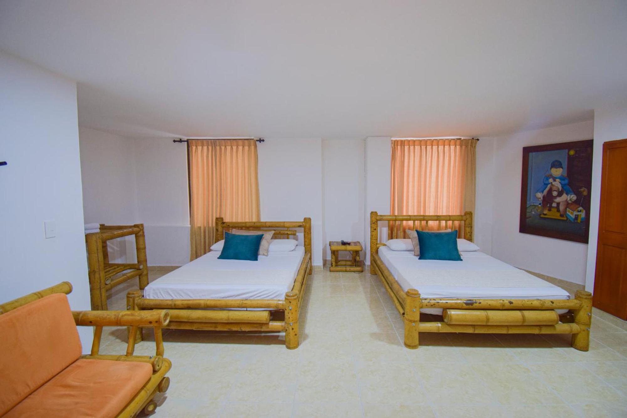 Hotel Toledo Plaza Armenia  Ngoại thất bức ảnh