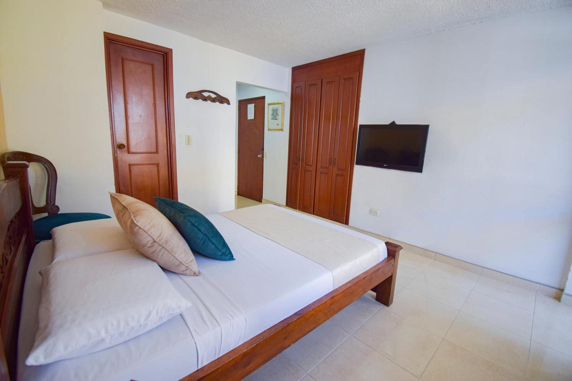 Hotel Toledo Plaza Armenia  Ngoại thất bức ảnh